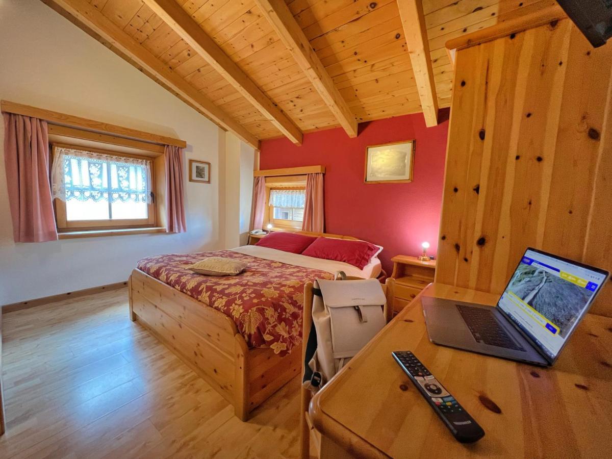 Garni Francescato Hotel Livigno Exterior photo
